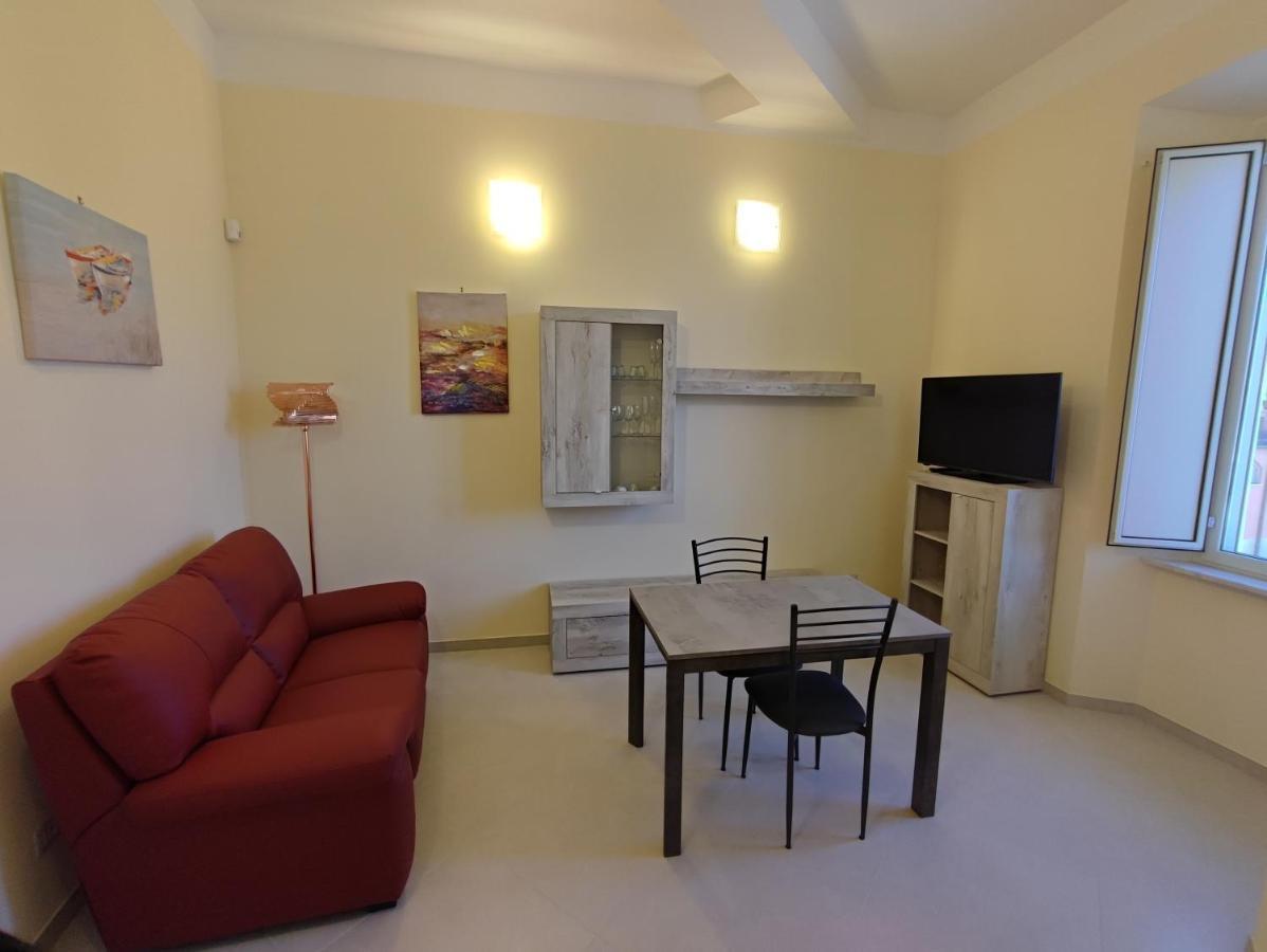 In Centro Rooms And Apartments Isola di Liri Exterior foto