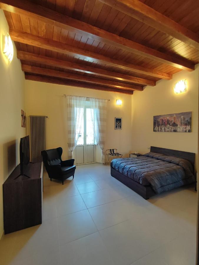 In Centro Rooms And Apartments Isola di Liri Exterior foto