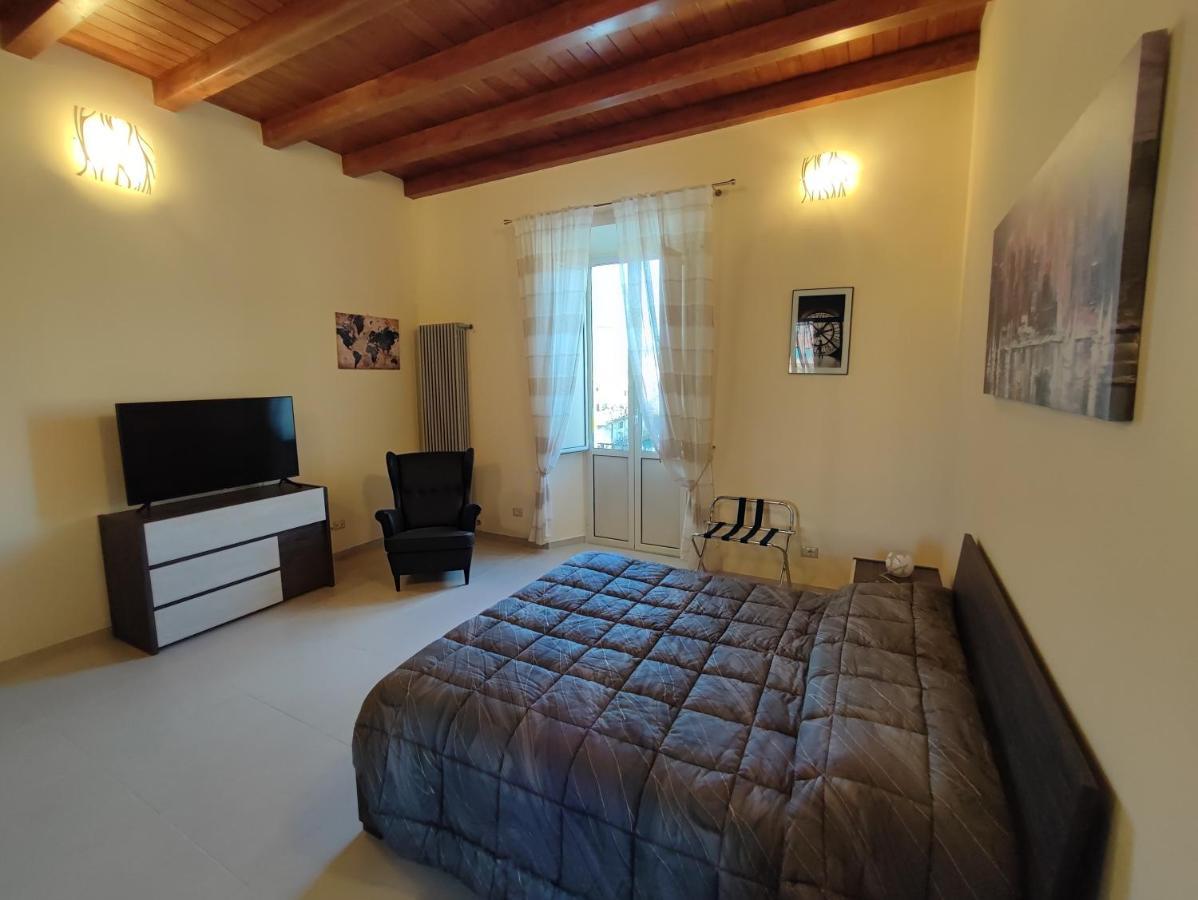 In Centro Rooms And Apartments Isola di Liri Exterior foto