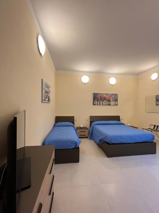 In Centro Rooms And Apartments Isola di Liri Exterior foto