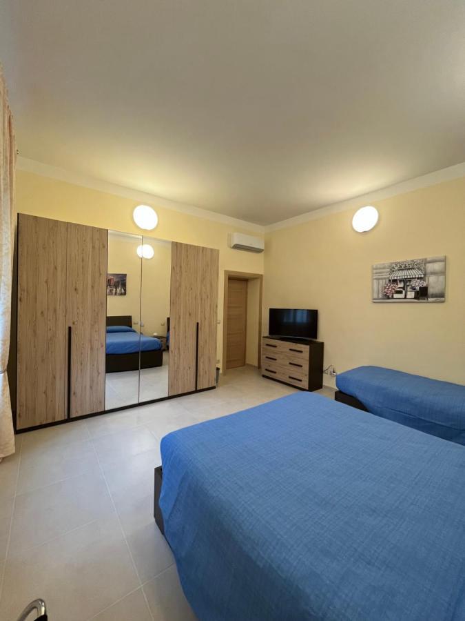 In Centro Rooms And Apartments Isola di Liri Exterior foto